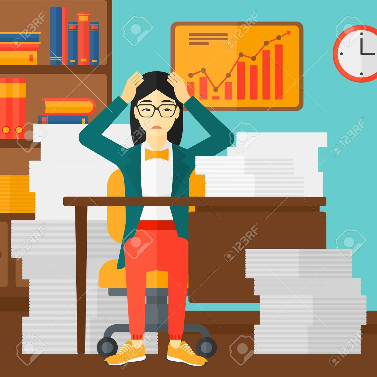 アジアの女性は テーブルに座っているとビジネス オフィス ベクトル フラット デザイン イラストの背景上に書類の山の前で彼女の 頭をつかんで絶望します 正方形のレイアウト のイラスト素材 ベクタ Image
