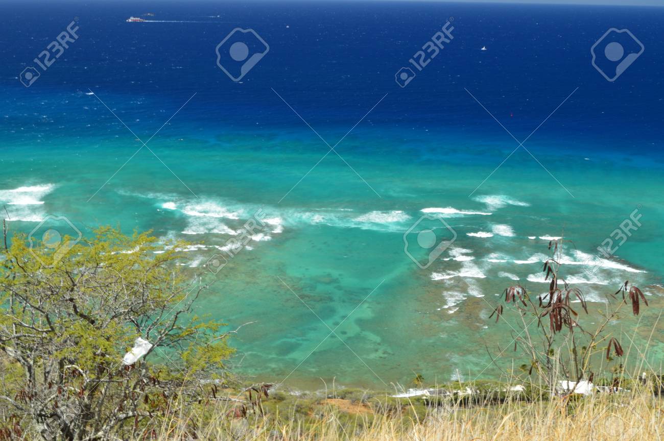 ダイヤモンド ヘッドの崖 オアフ島 ハワイ アメリカ Eeuu の写真素材 画像素材 Image