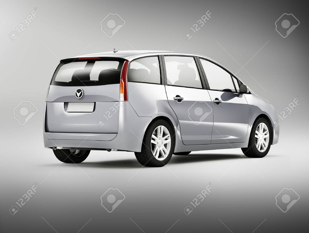 三次元形状白シルバー セダン スタジオ撮影 の写真素材 画像素材 Image