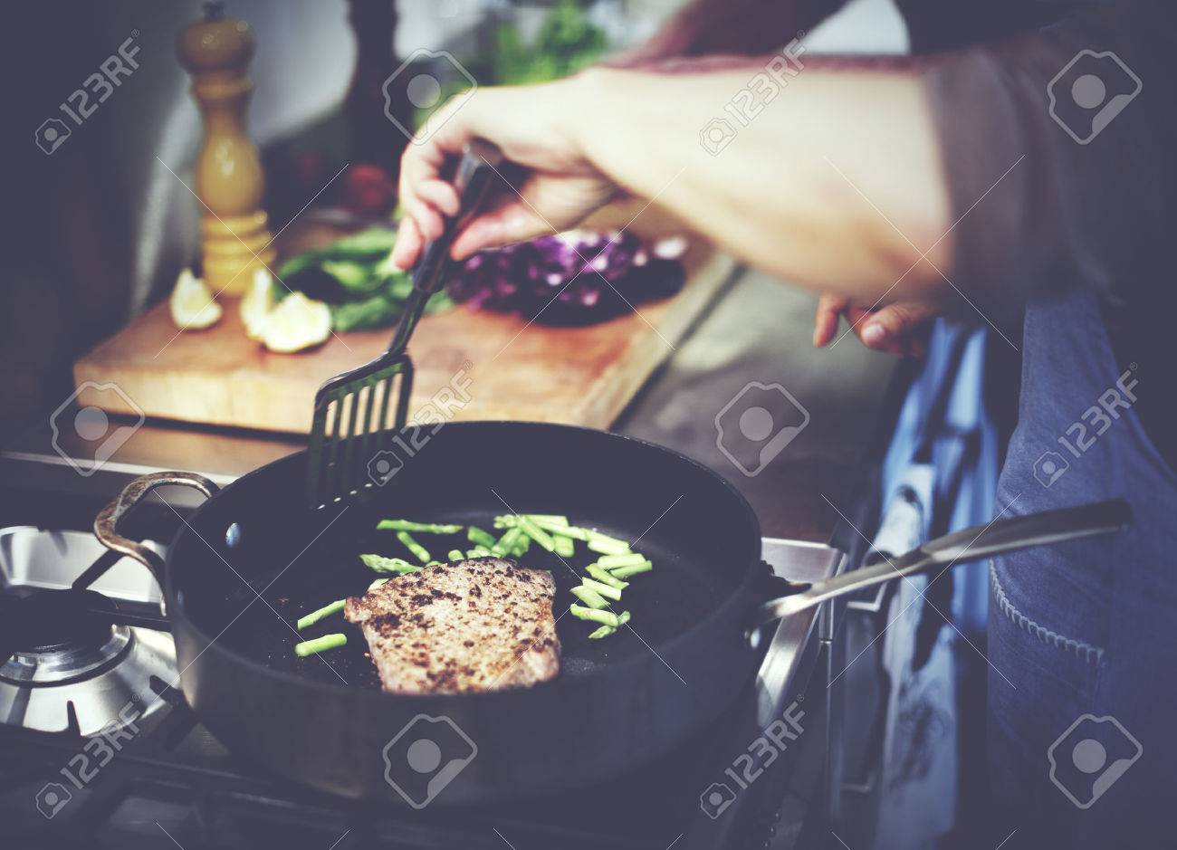 Housewife Cooking Grilled Steak Dinner Concept - 51676778 Housewife Cooking Grilled Steak Dinner Concept - 51676778
