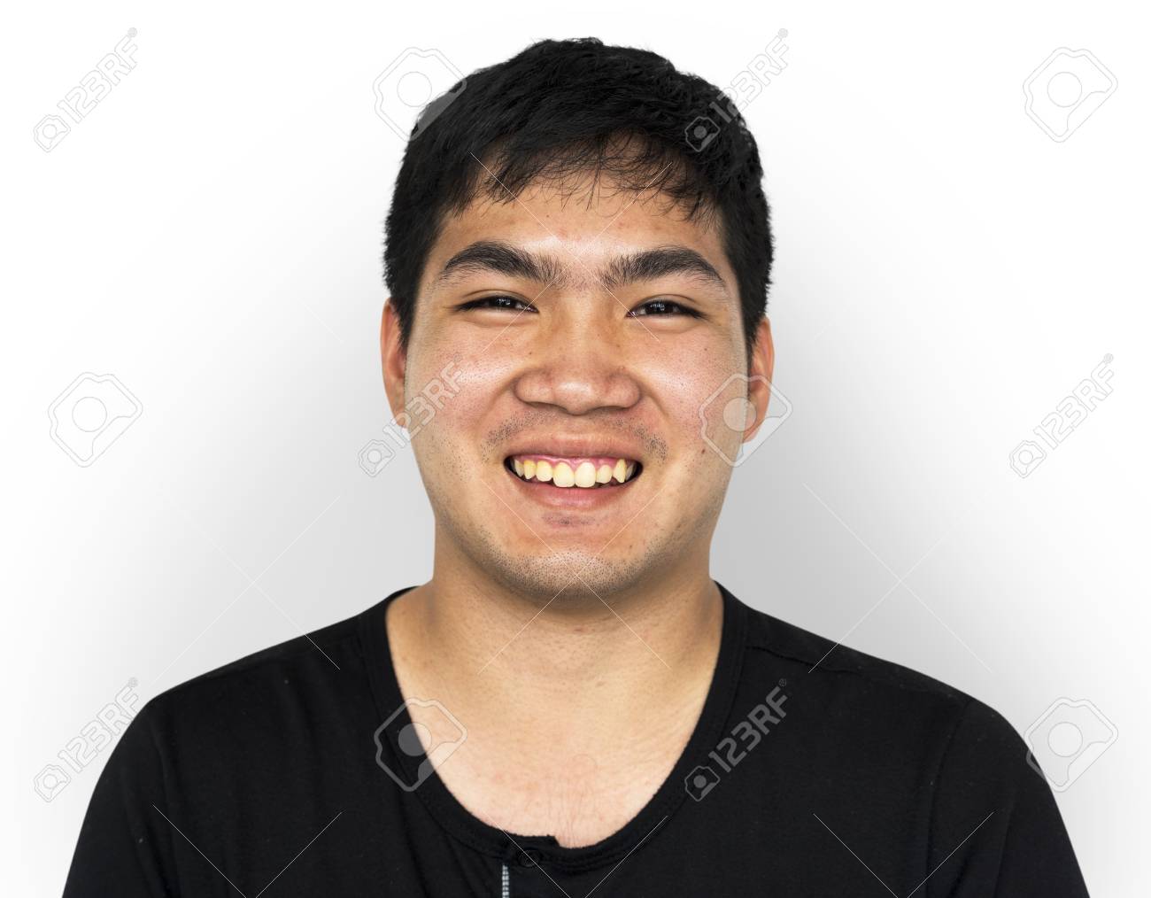 若い成人男性の顔笑顔式スタジオ ポートレート の写真素材 画像素材 Image 若い成人男性の顔笑顔式スタジオ ポートレート の写真素材 画像素材 Image