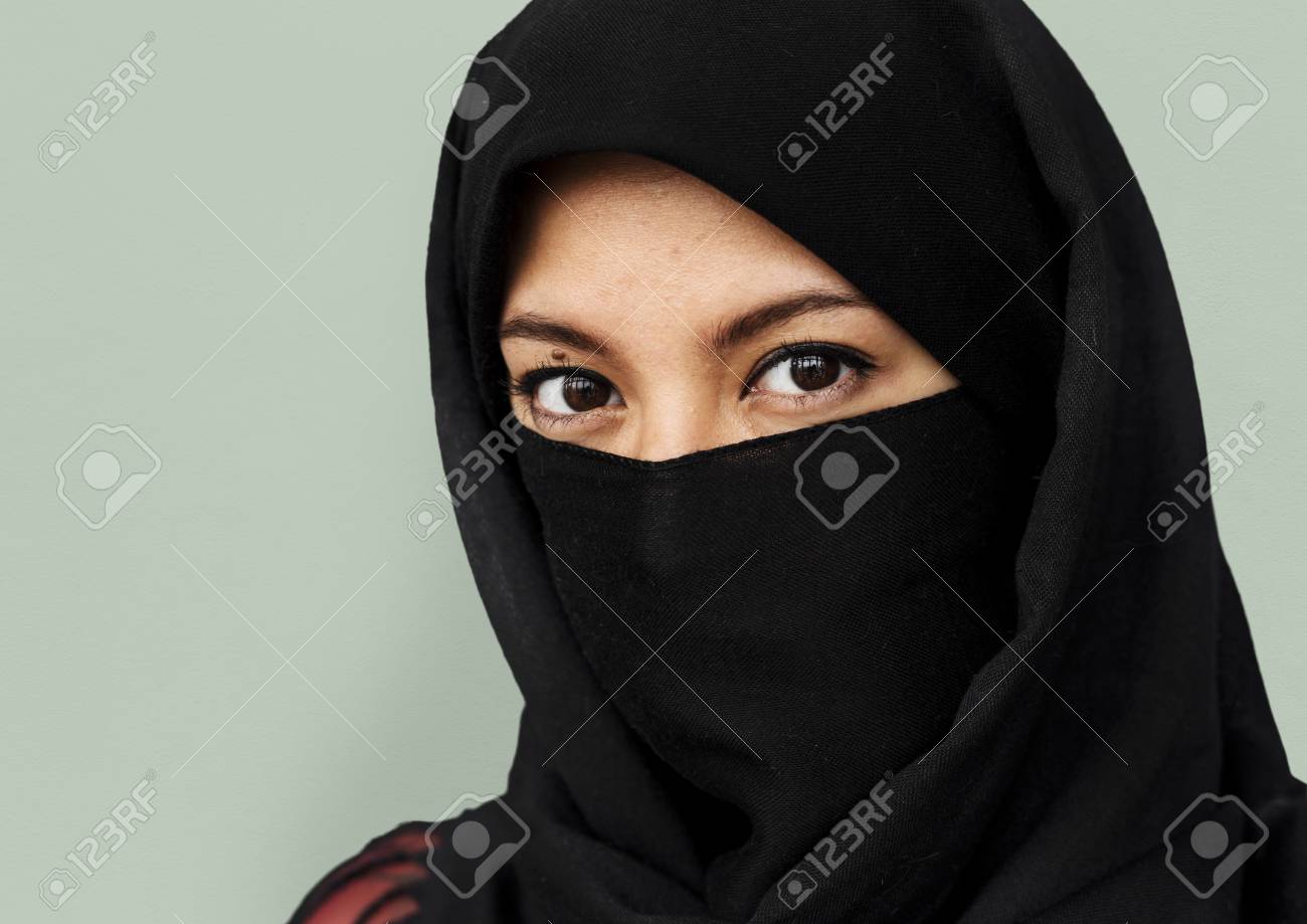 middle eastern hijab
