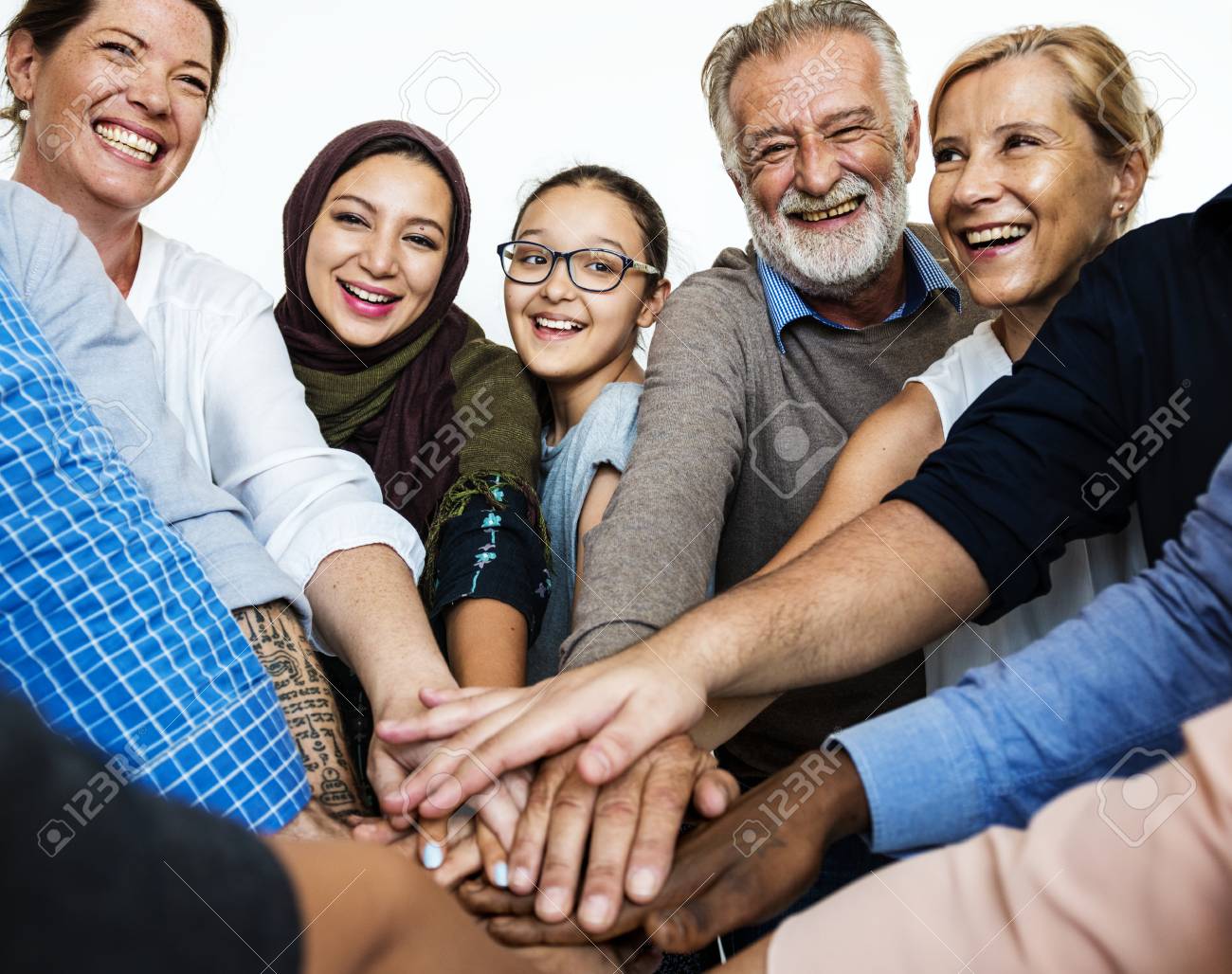 Happy diverse people united together - 91616918