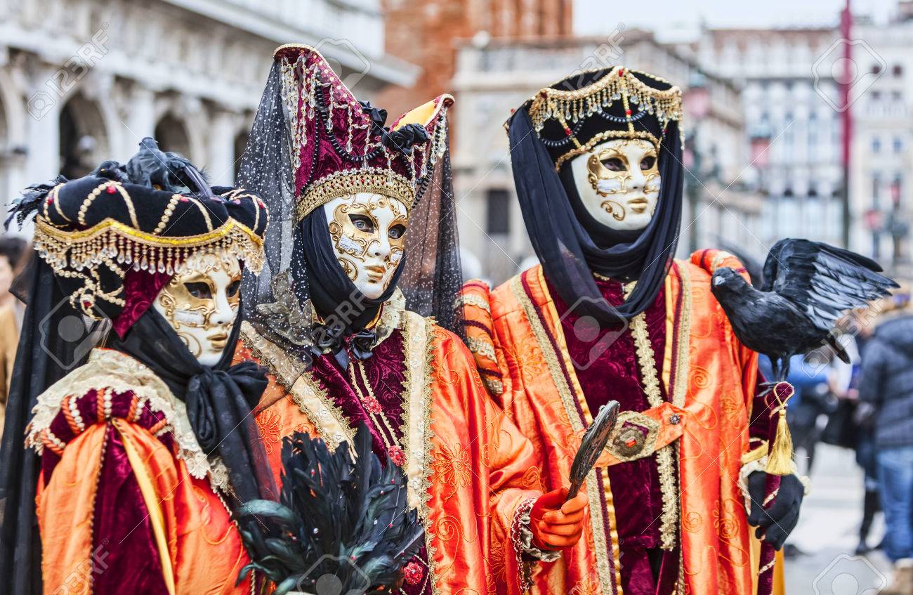 Северные марианские острова-карнавал. Physical signs. Ny carnival герои. 105. A perfect day for a carnival.