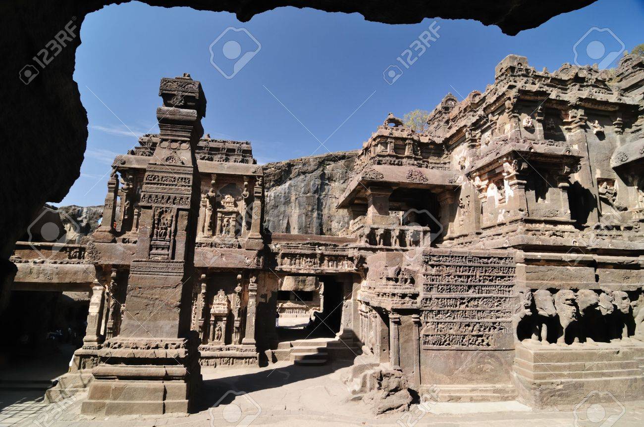 Cave Temples in Ellora, India Cave Temples in Ellora, India