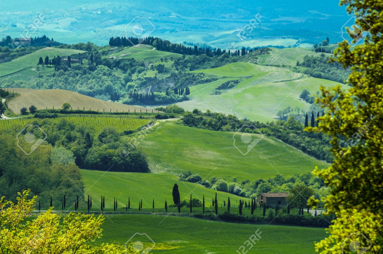 イタリアのトスカーナ地方の田舎風景 の写真素材 画像素材 Image