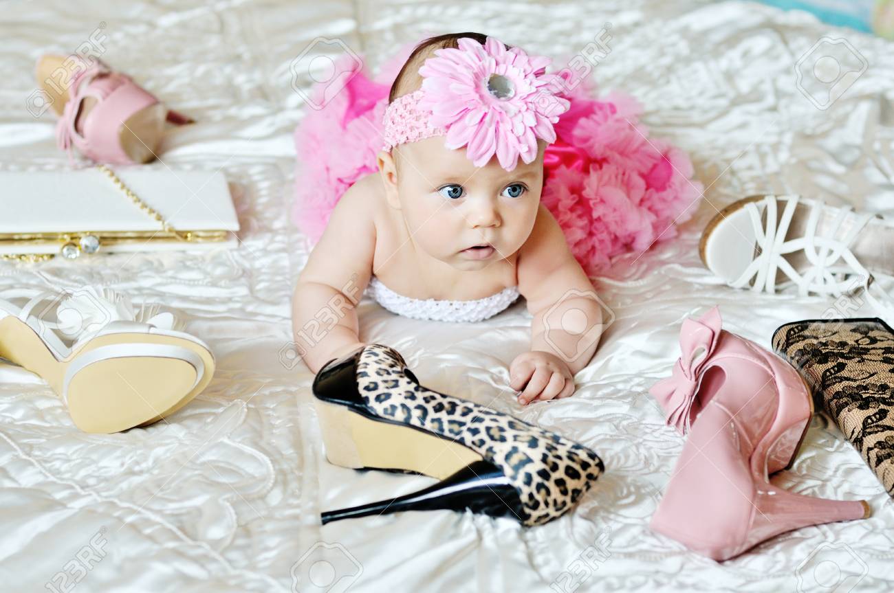 Stock Photo Schuhe Baby Mädchen |