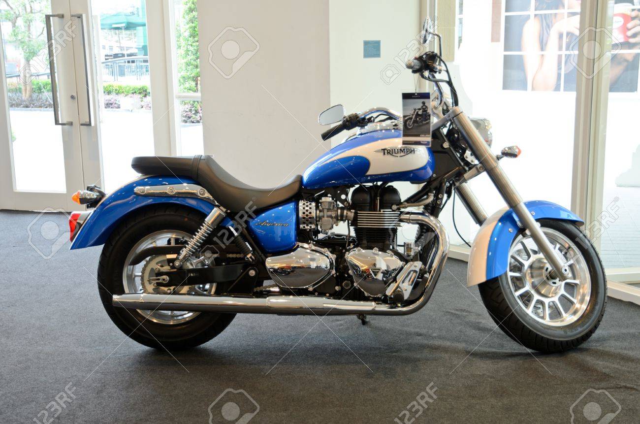 Triumph big bike Clearance