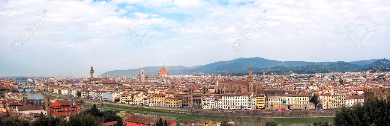 A panoramic view of the city of Florence in Italy with rive Arno in the foreground. - 39118872 A panoramic view of the city of Florence in Italy with rive Arno in the foreground. - 39118872