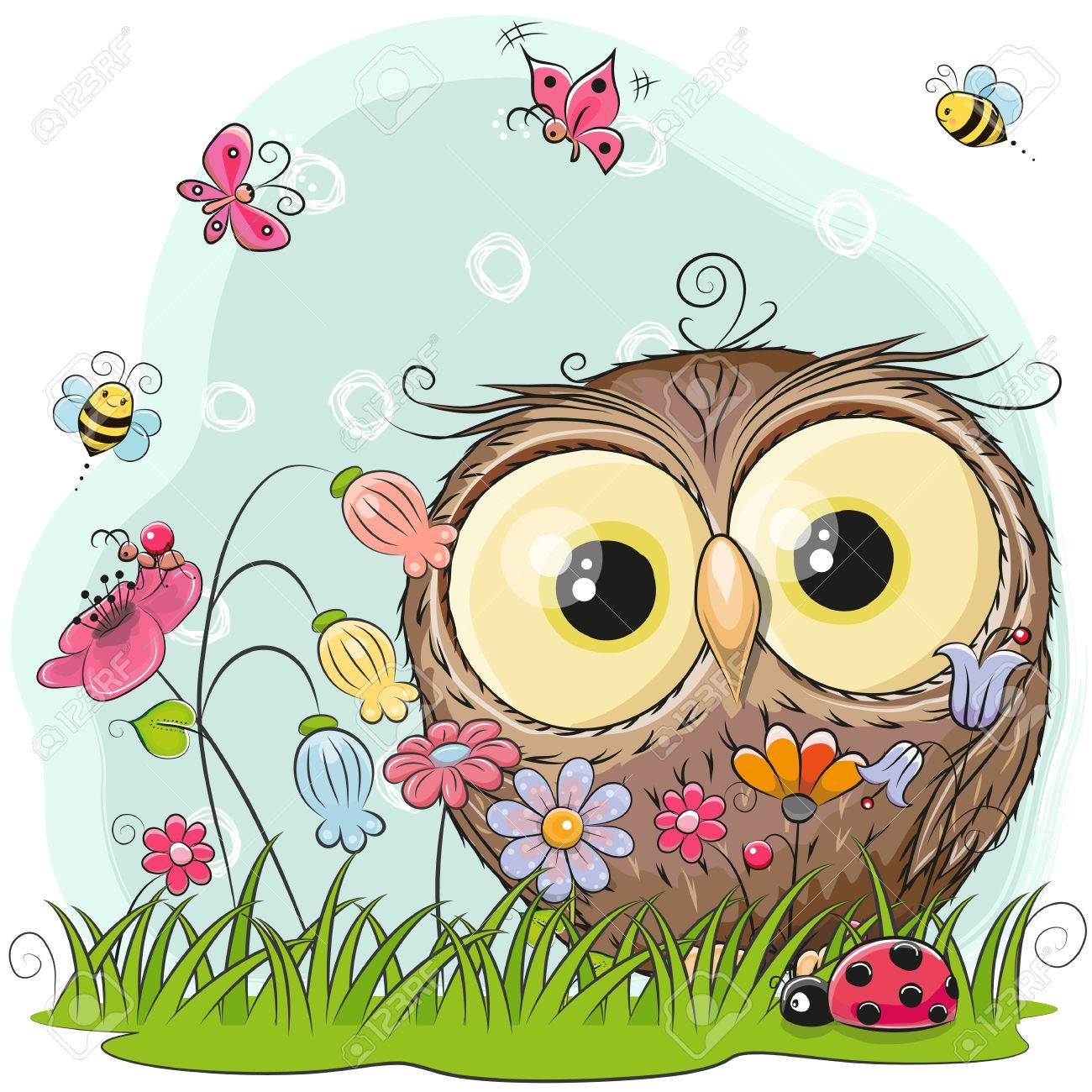 Chouette Dessin Anime Mignon Sur Une Prairie Avec Des Fleurs Et Des Papillons Clip Art Libres De Droits Vecteurs Et Illustration Image