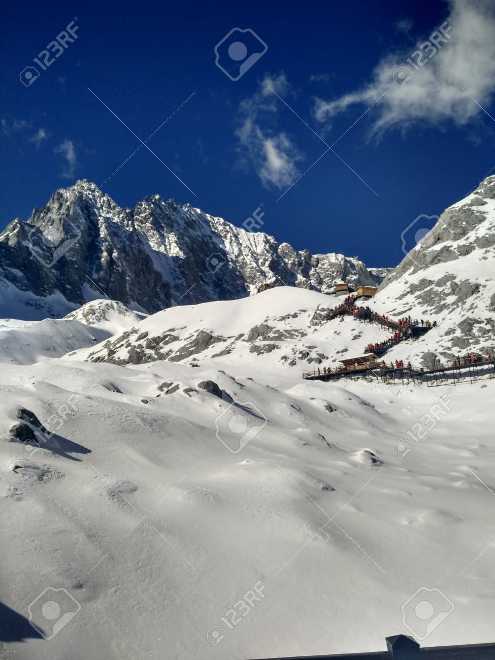 etiam-dictum-ipsum-a-felis