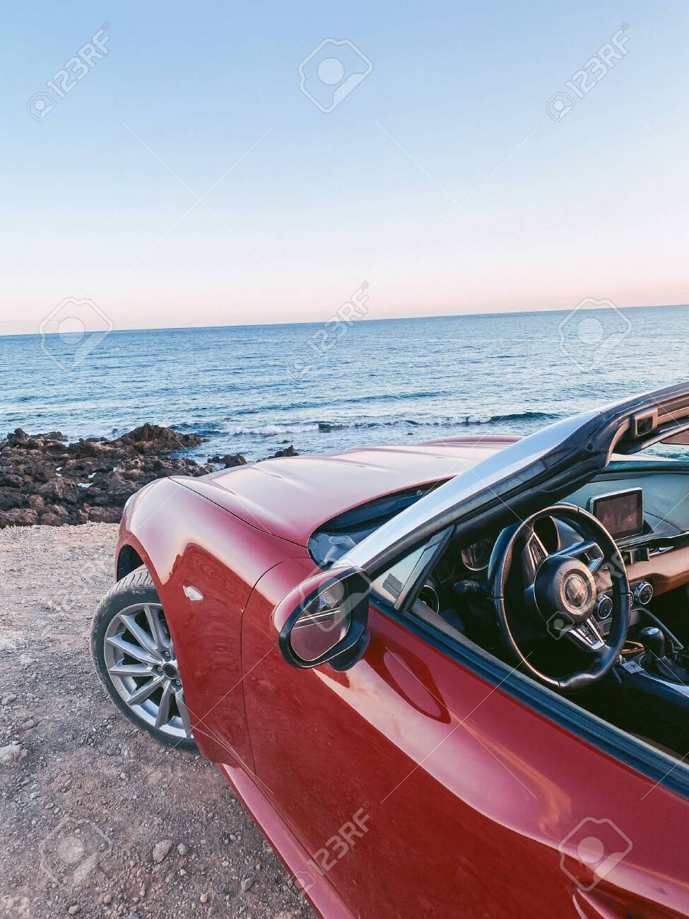 Free Sports Car Wallpaper For Mobile Phones