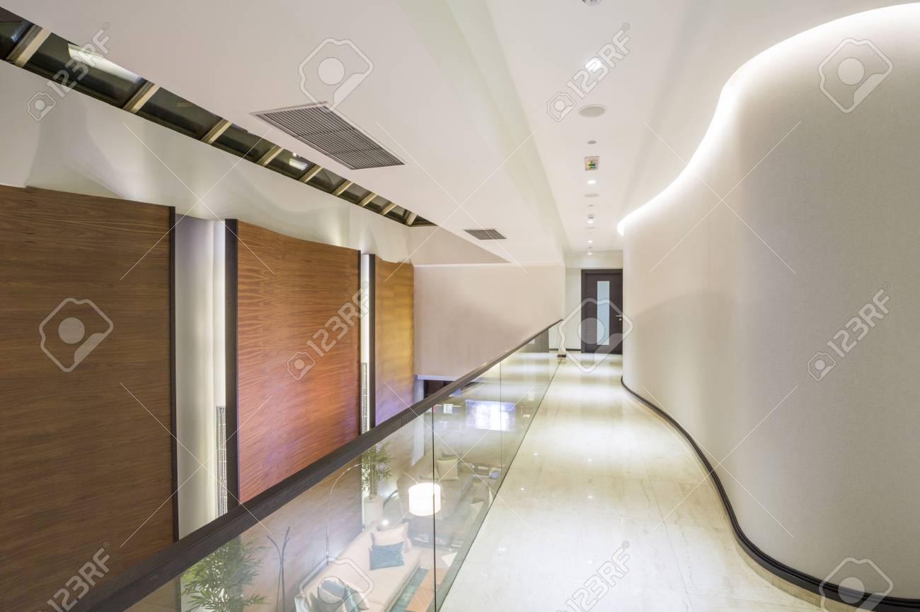高級ホテルの廊下 の写真素材 画像素材 Image 高級ホテルの廊下 の写真素材 画像素材 Image