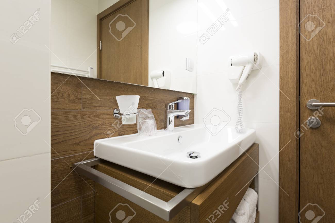 Salle De Bain Clair Ou Fonce ~ h tel de luxe salle de bains inter banque d images et photos libres Salle De Bain Clair Ou Fonce ~ h tel de luxe salle de bains inter banque d images et photos libres