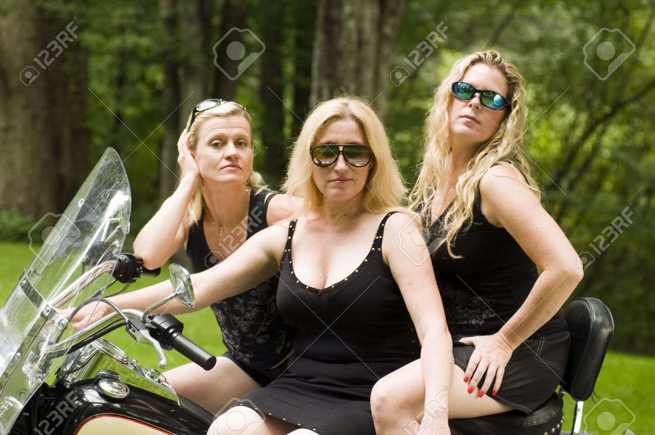 pictures women on motorcycles sexy pics Pictures women on motorcycles sexy pics