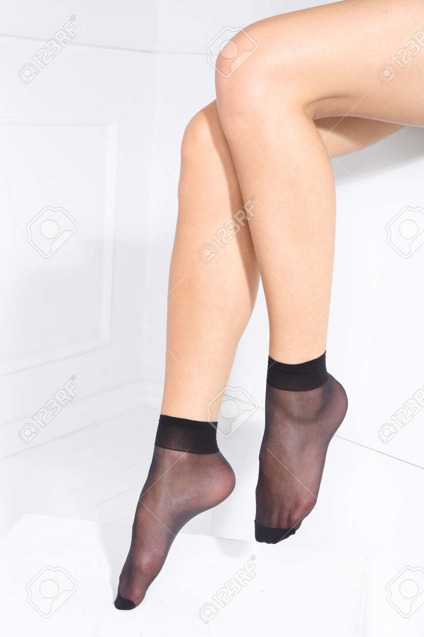 beine in strumpfhosen