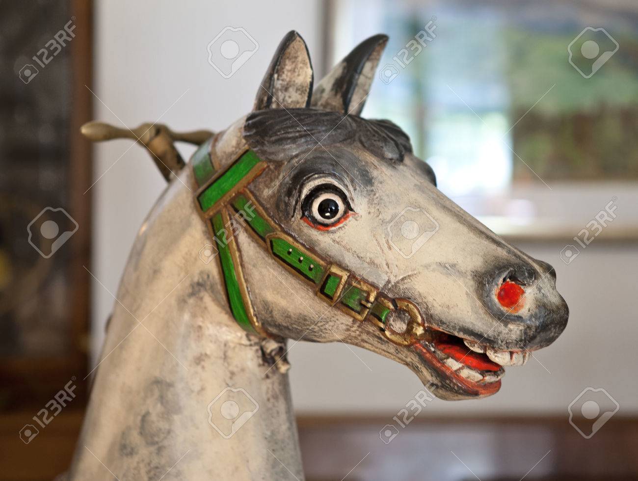 vieux cheval a bascule
