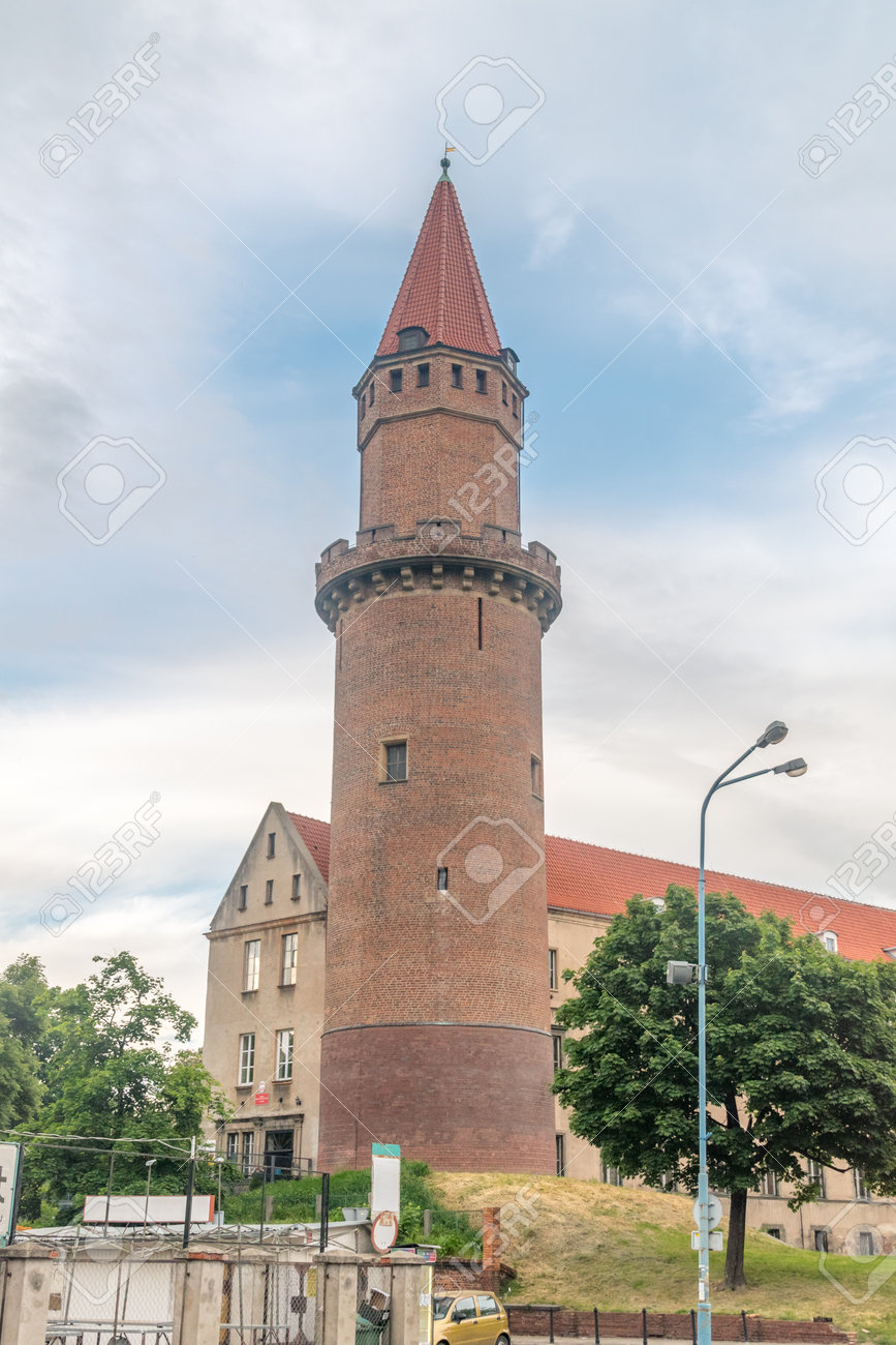 Legnica, Poland - June 1, 2021: Medieval round defense tower of Gothic Piast Castle (Zamek Piastowski). - 171807857 Legnica, Poland - June 1, 2021: Medieval round defense tower of Gothic Piast Castle (Zamek Piastowski). - 171807857