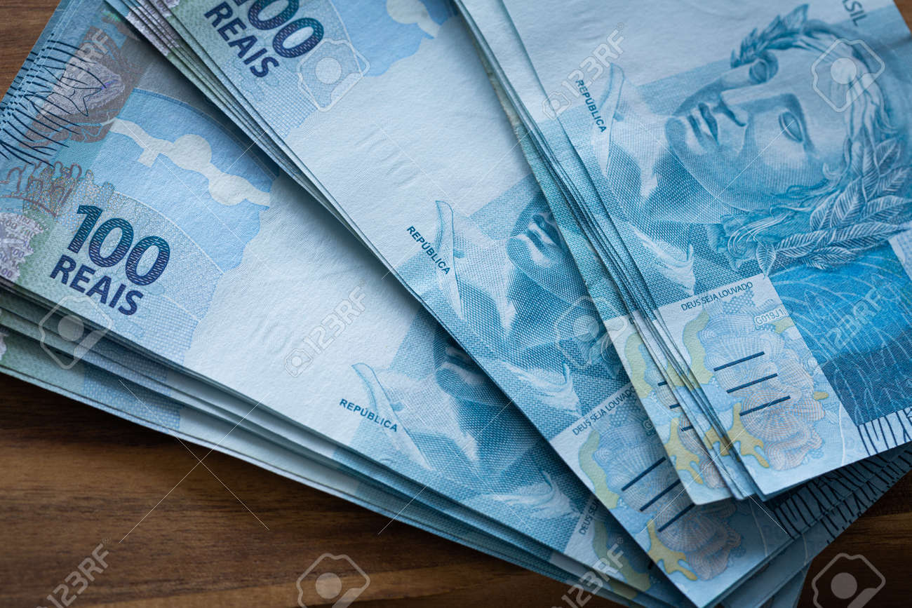 브라질 화폐, 100헤알 단위 로열티 무료 사진, 그림, 이미지 그리고 스톡포토그래피. Image 123523345