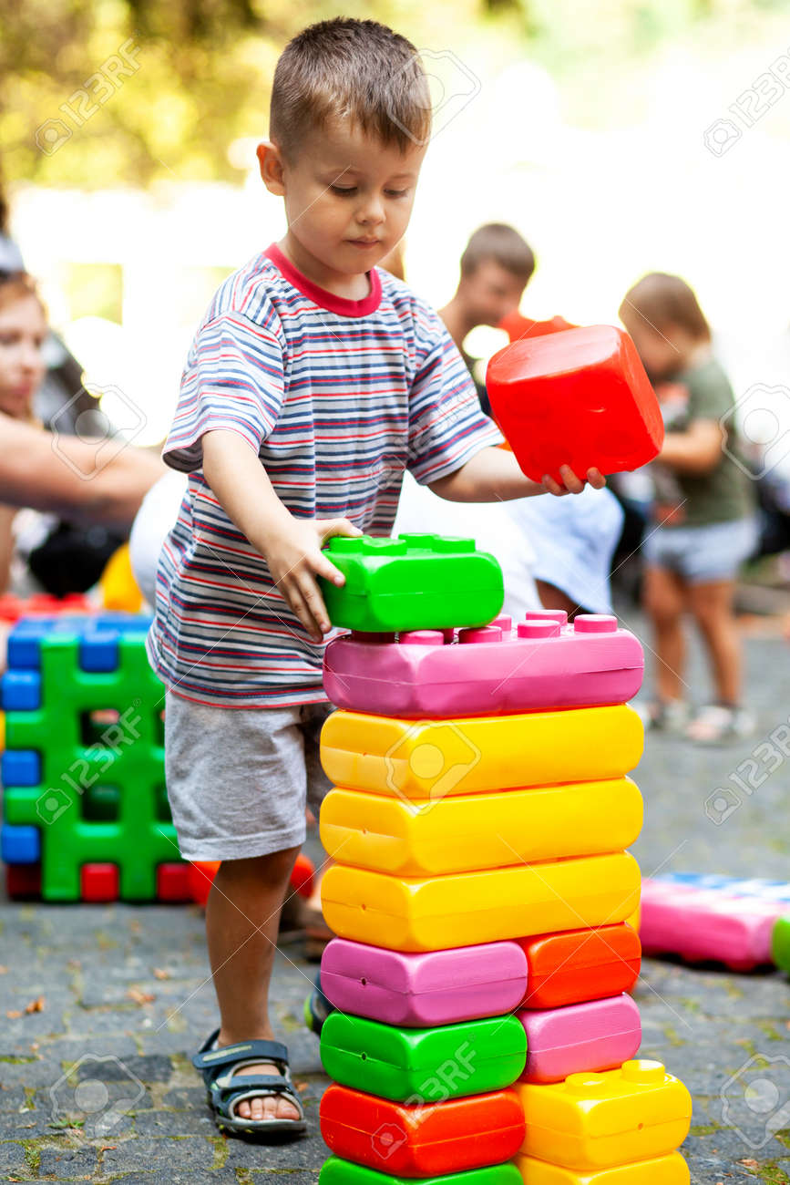 large plastic blocks toddlers
