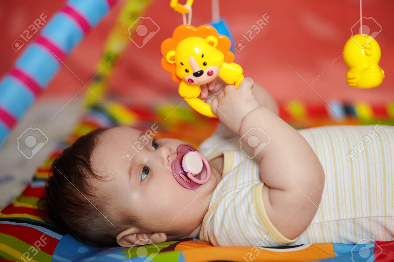 presents for 4 month old girl