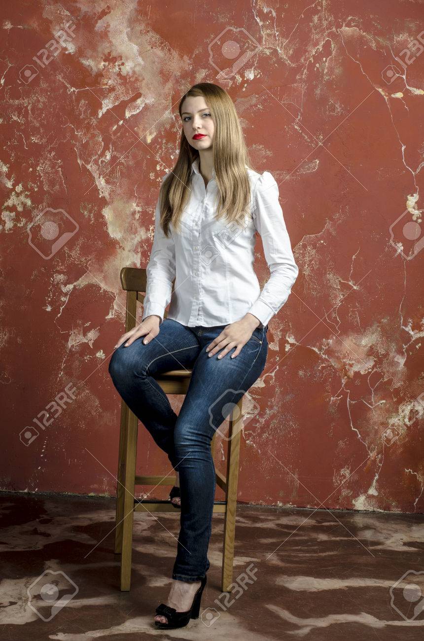 girl with shirt and jeans