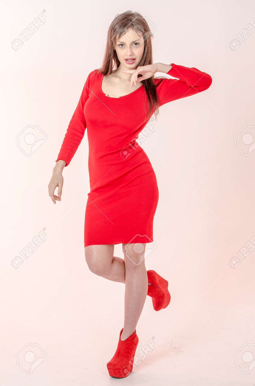 trendy red dresses