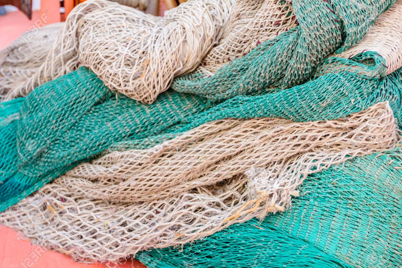 商業漁業網 外洋での釣り用の山 の写真素材 画像素材 Image