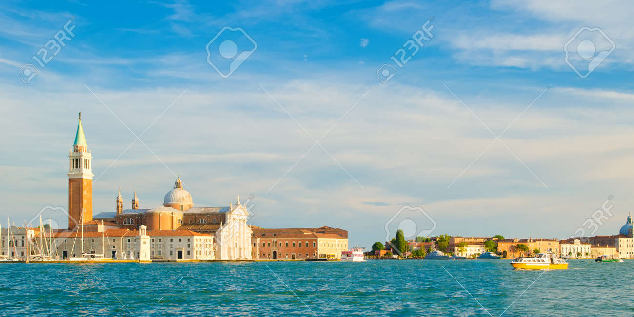 サン ジョルジョ マッジョーレ島 ヴェネツィア イタリア の写真素材 画像素材 Image