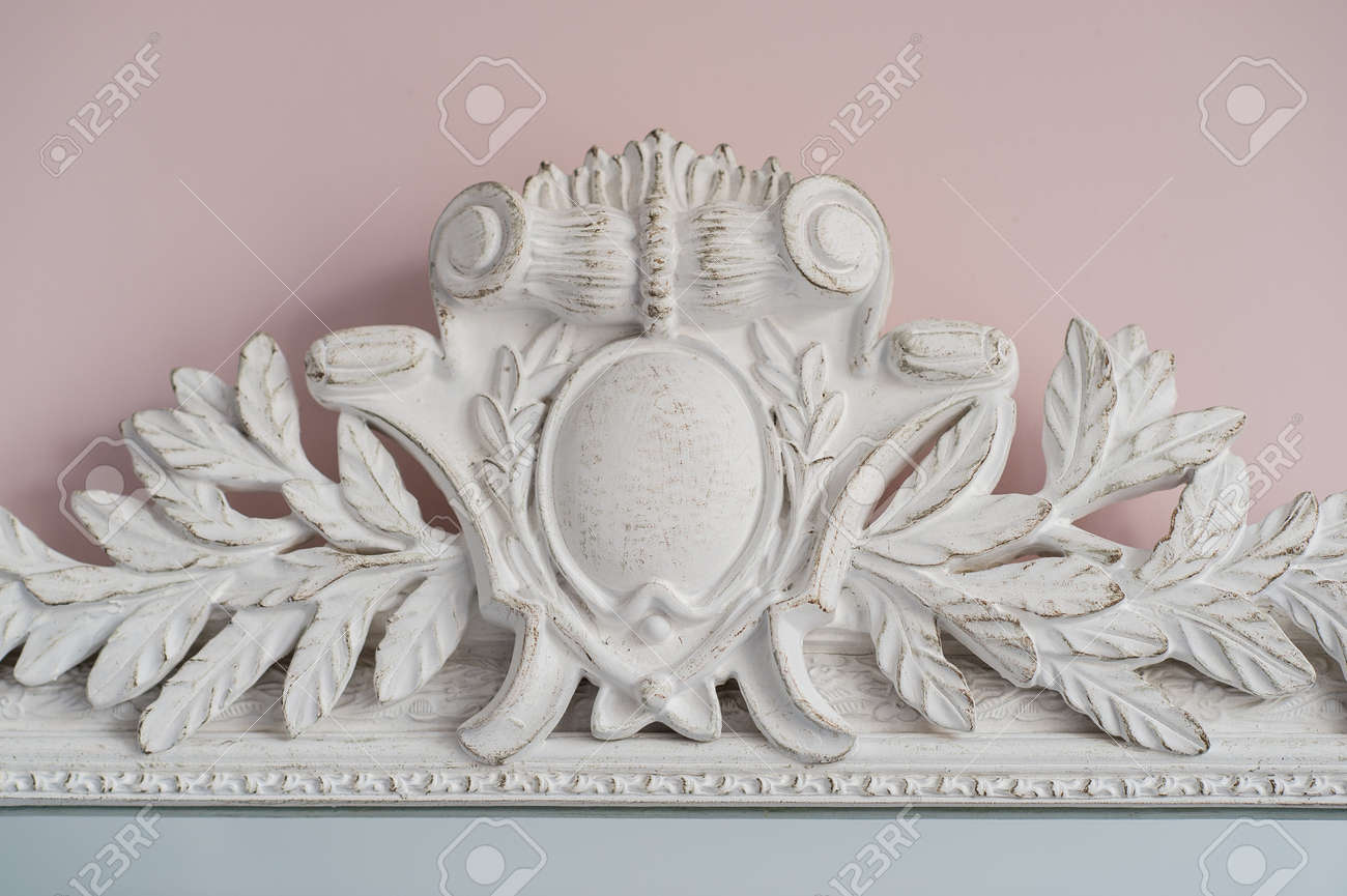 バロックスタイル 鏡 天使彫刻付き バロックスタイル 鏡 天使彫刻付き