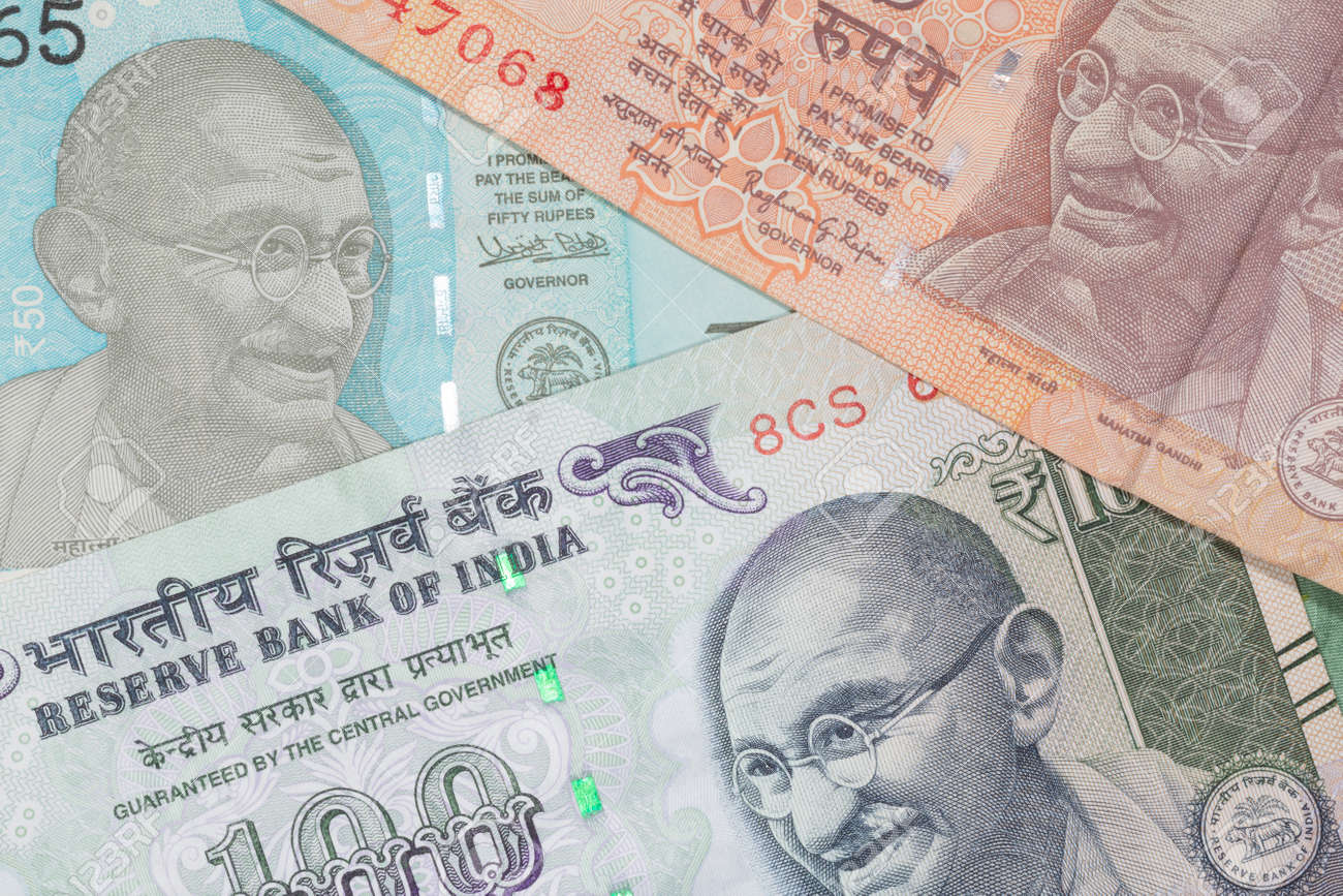 インドの通貨:いくつかのインドルピー紙幣のクローズアップの写真素材・画像素材 Image 188927914