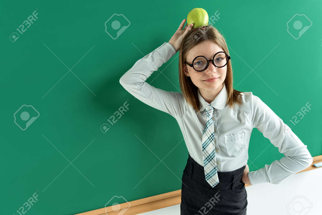 Школьницы 