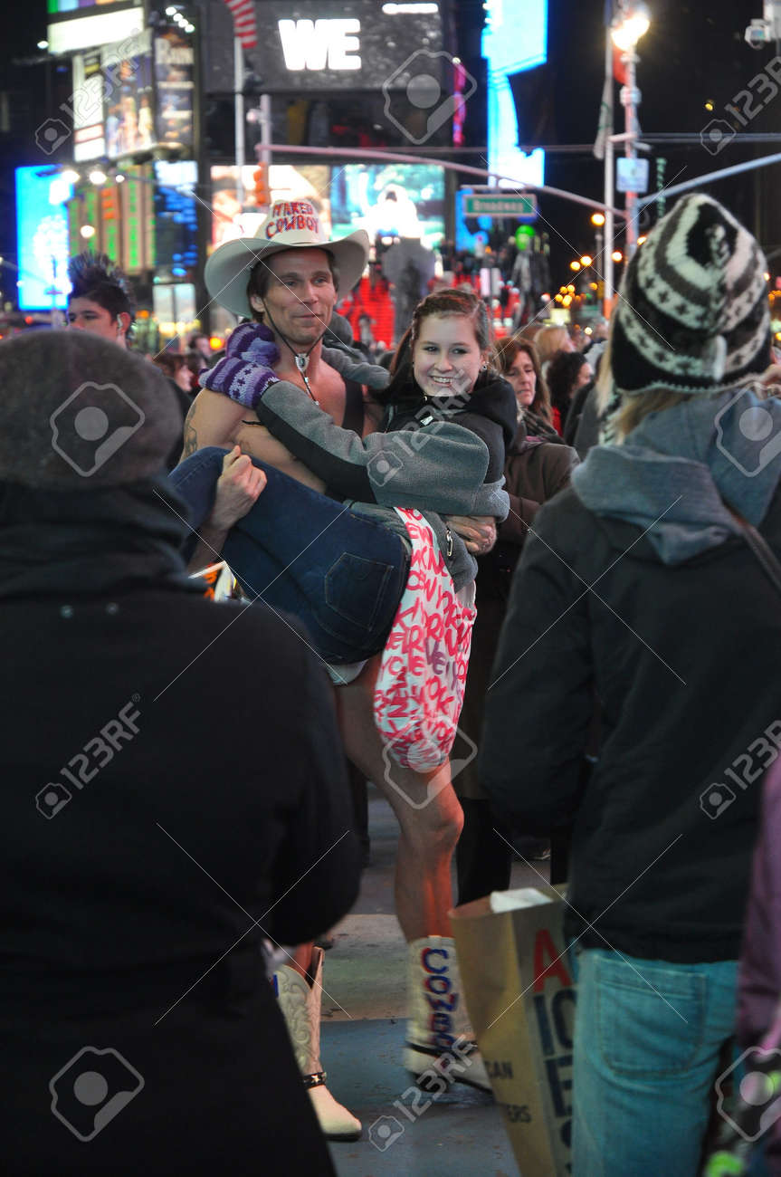 public-naked-young-girls-in-public