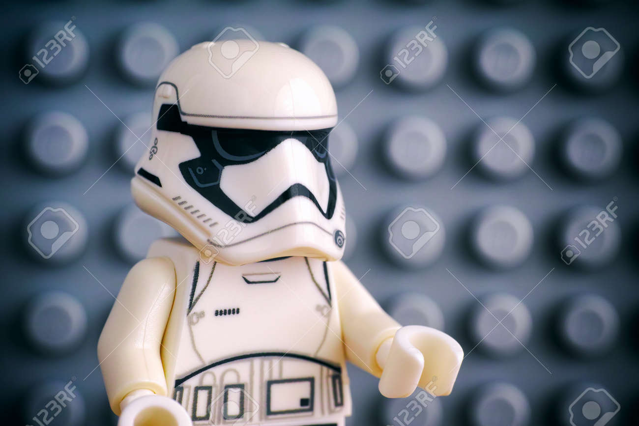 lego stormtrooper minifigure