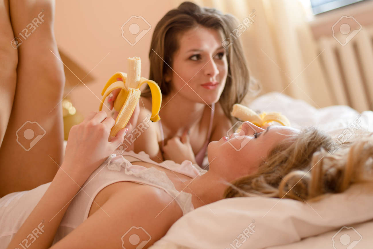 Iranian girl with american boy sex clip Rave sex party