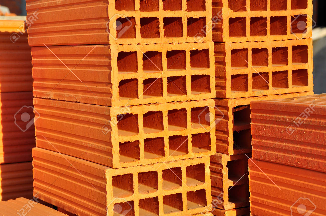 Exceptional Materiaux Pour Construire Un Mur #4: Banque Du0027images - Tas De Briques Orange Utilisé Pour Construire Des Murs Exceptional Materiaux Pour Construire Un Mur #4: Banque Du0027images - Tas De Briques Orange Utilisé Pour Construire Des Murs