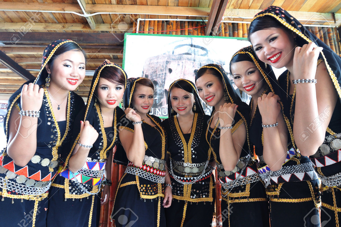 Kota Kinabalu Sabah Malaysia May 30 2014 Kadazan Dusun Women From Borneo Tribe In Traditional Kadazan Dusun Costumes During The Sabah State Harvest Festival Celebration Stock Photo Picture And Royalty Free Image Image 37609579