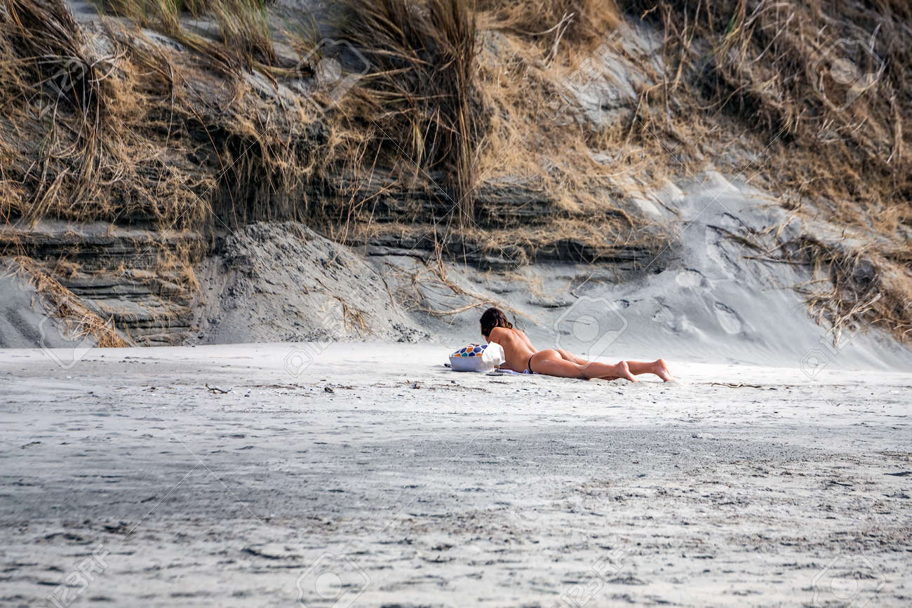 Nude Girl On The Wharariki Beach In National Park. Nelson, South Island, New  Zealand. Stock Photo, Picture and Royalty Free Image. Image 149200097.