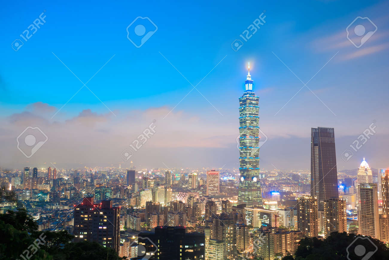 台湾の台北市夜景 の写真素材 画像素材 Image 2112