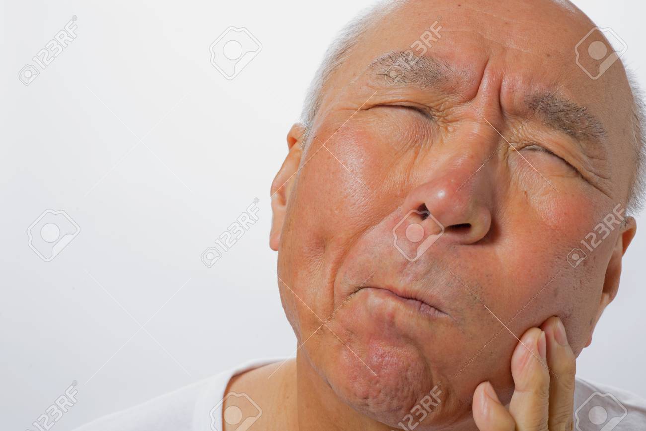 年配の男性の心配そうな顔 の写真素材 画像素材 Image