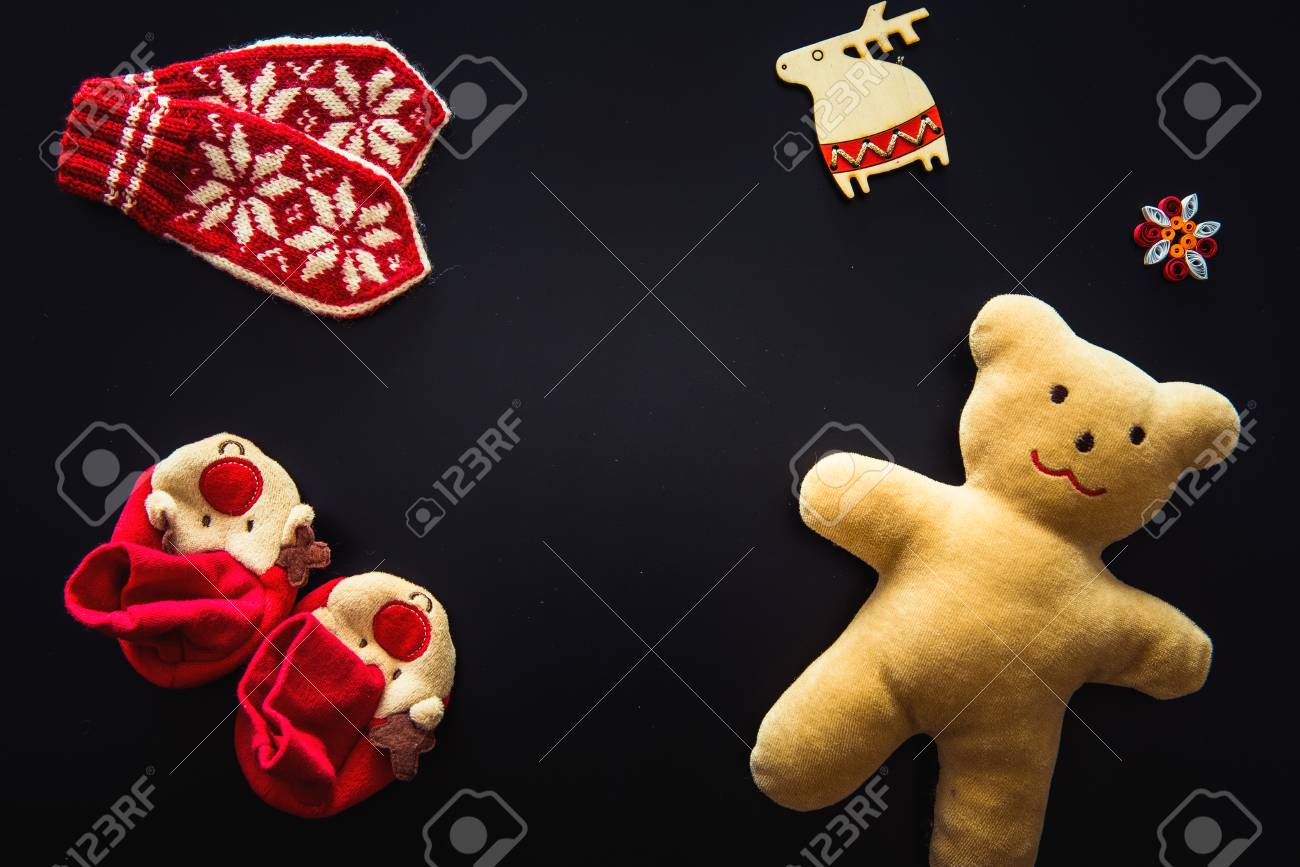 ベビーグローブ Bootees ブラックのテディベア の写真素材 画像素材 Image