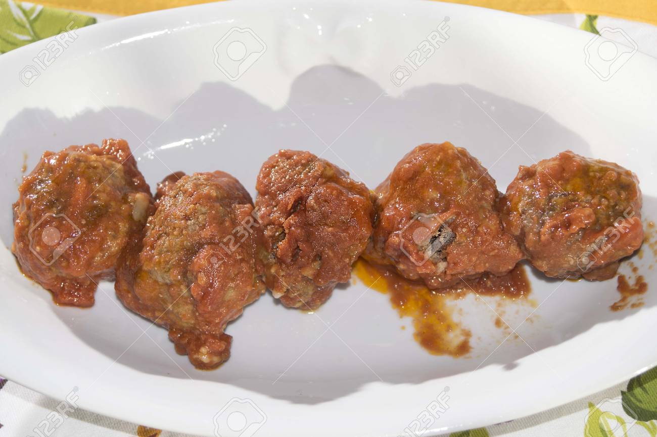 Delicieuse Recette Italienne Boulettes De Viande A La Sauce