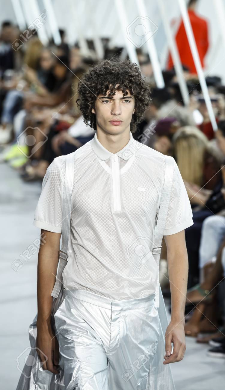 lacoste manhattan