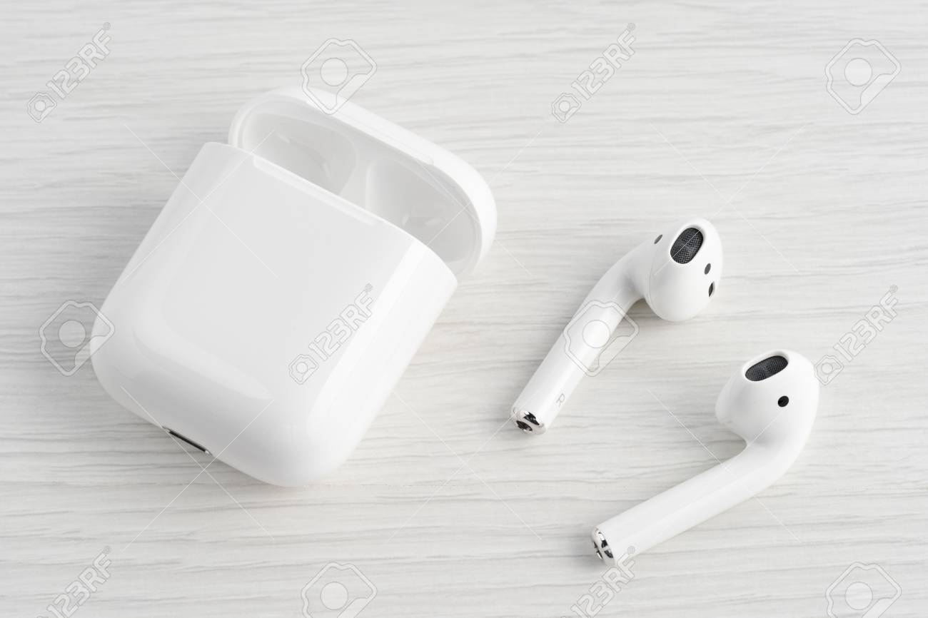 airpods blue tooth