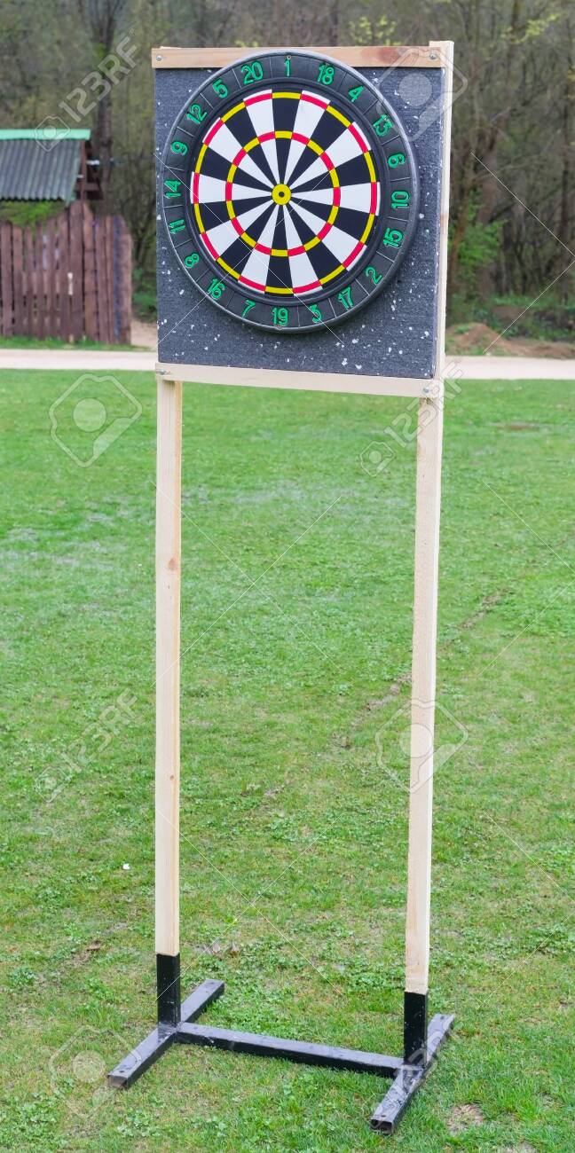 stand dart board