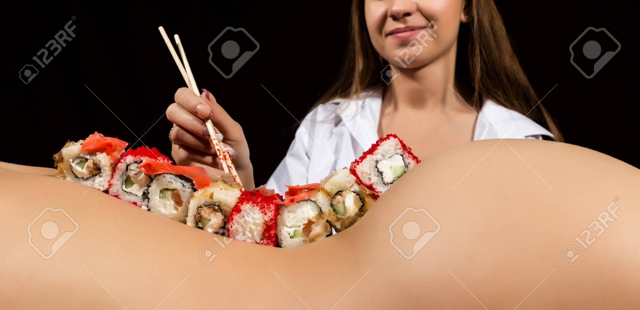 Manger Nue à Table