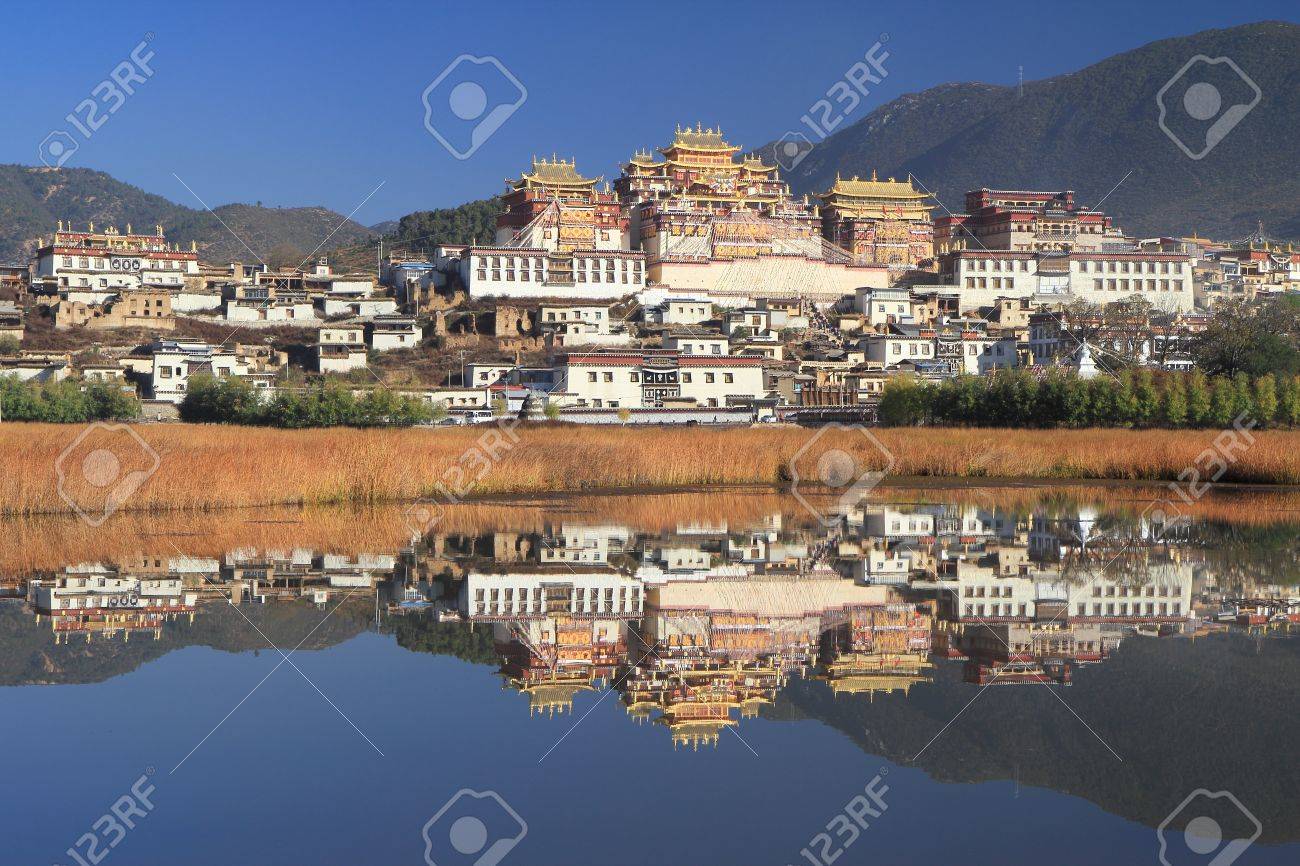 etiam-dictum-ipsum-a-felis