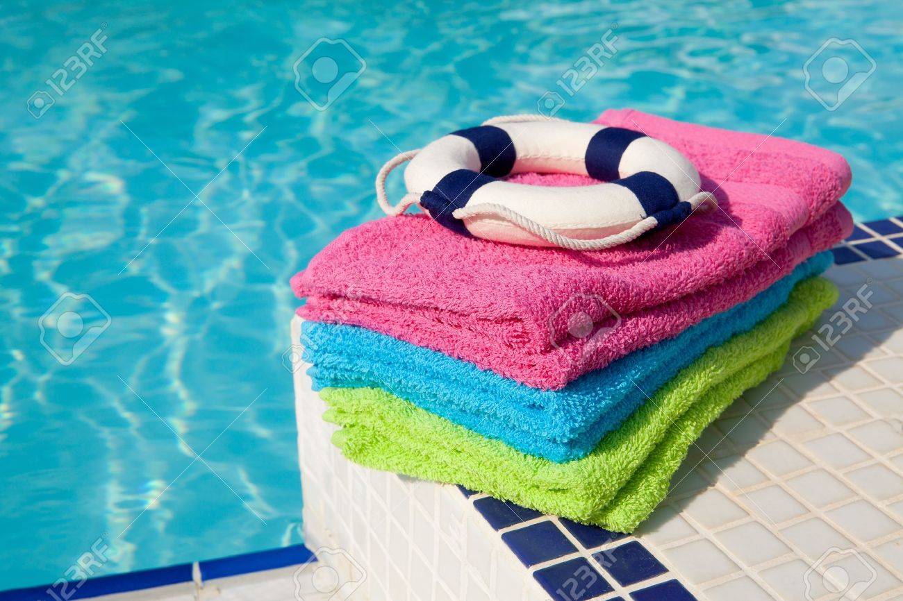 Pool Towels Beach Swimming Towels Soho Home Pool Shop Berlin ...