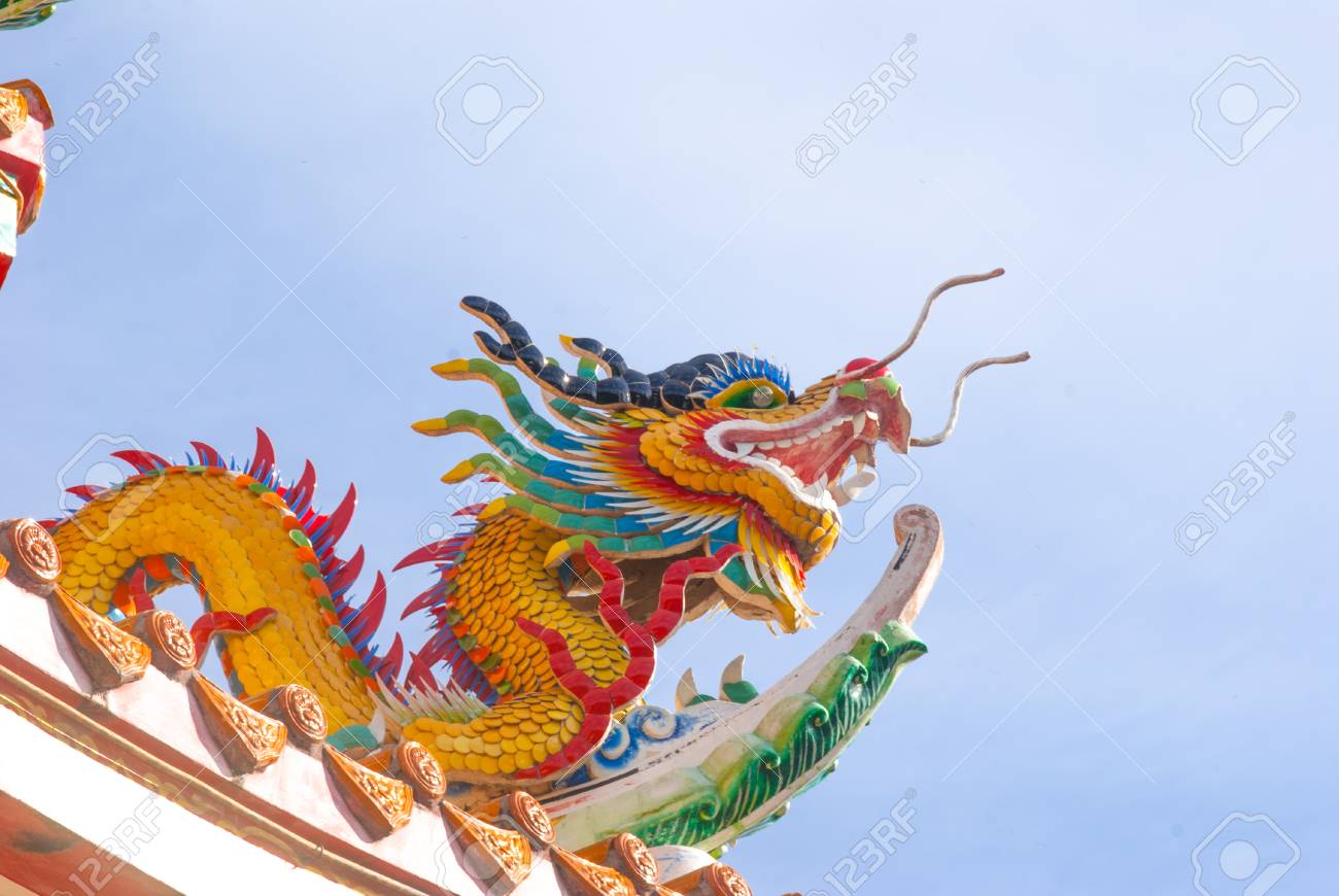 中国寺 美しいドラゴン 中国のドラゴンのドラゴンのドラゴン の写真素材 画像素材 Image
