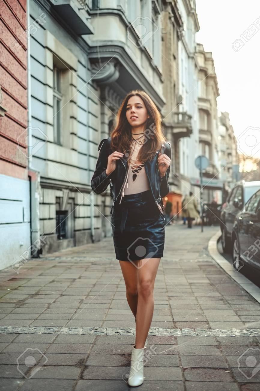 Beautiful girl skirt Clearance